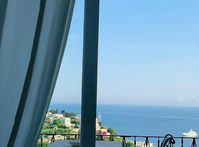 Oda ve Kahvaltı L'agapanto 4*