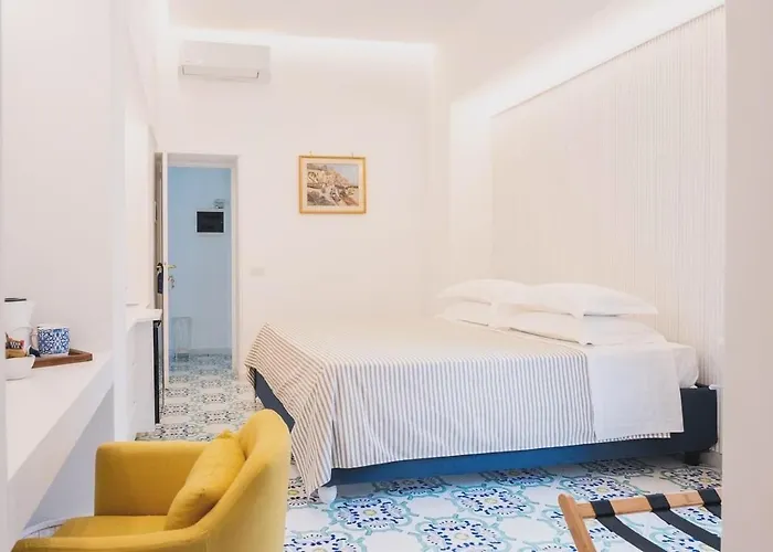 L'agapanto Oda ve Kahvaltı Capri