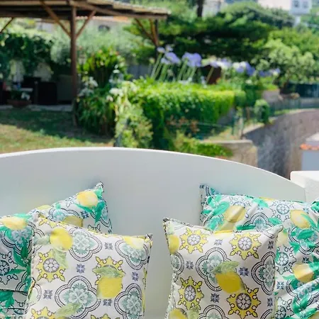 L'agapanto Bed & Breakfast 4*